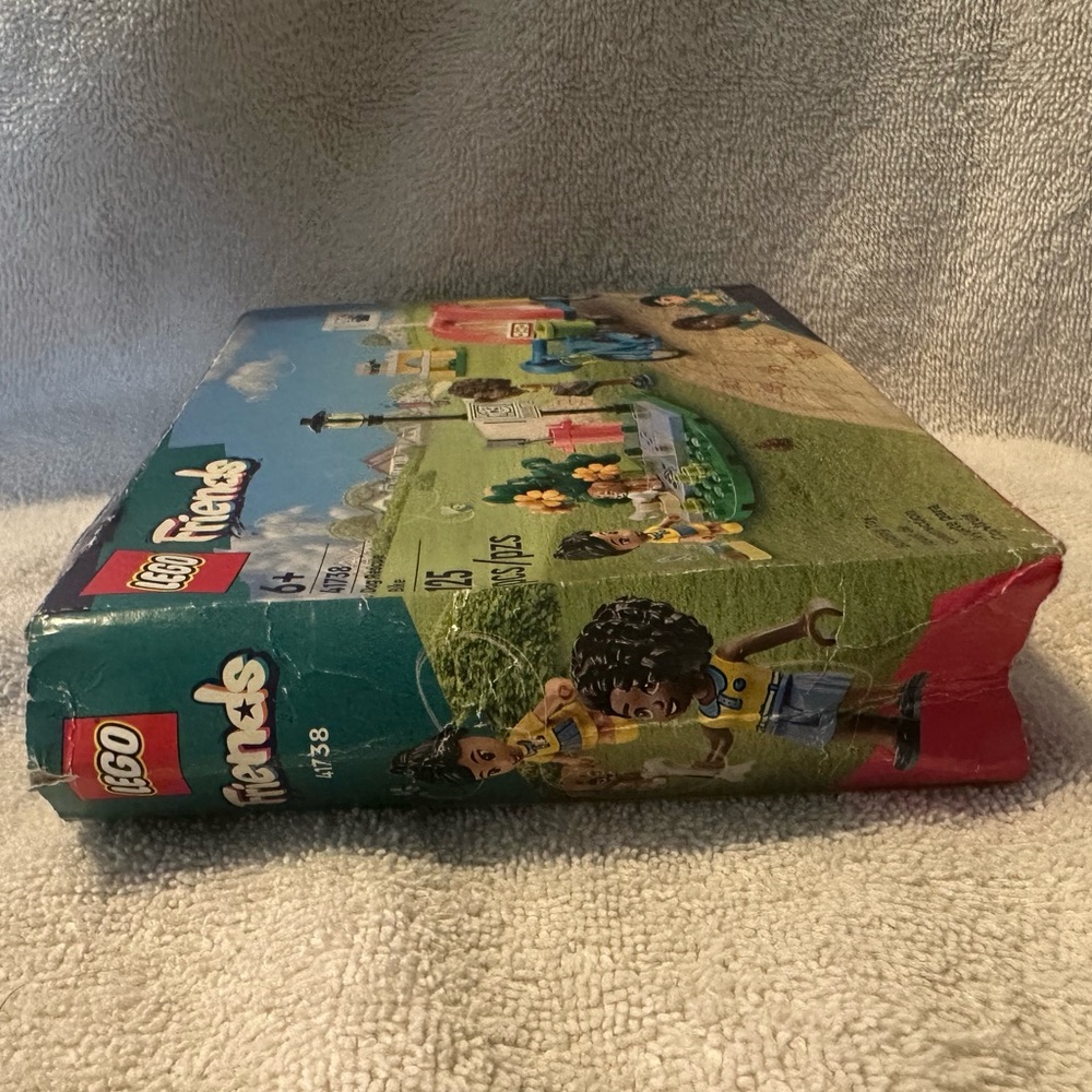 LEGO 41738 Friends Dog Rescue Bike Set, Sealed/New In Box (box deformities) - Picture 2 of 8